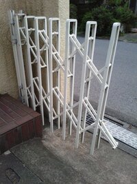 伸縮門扉と跳ね上げ門扉のメリット デメリットをそれぞれ教えてく Yahoo 知恵袋