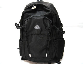 女子高校生です 山リュック スポーツリュック みたいな黒いリュックを Yahoo 知恵袋