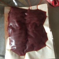 馬刺しが冷蔵便で届きました 昨日の卸したてらしいんですが 加工日も賞味期限も書 Yahoo 知恵袋