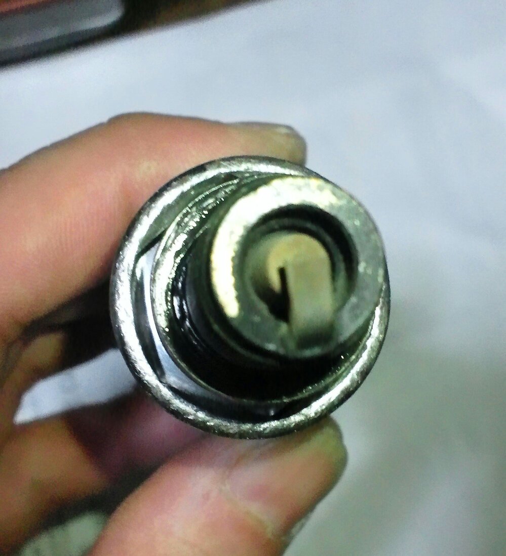 プラグ焼け色 焼け具合 について バイク Ns 1後期プラグ Br9egオ Yahoo 知恵袋