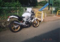 Vtr250の走行性能は車に例えるとどのくらいでしょうか 加速 燃費 Yahoo 知恵袋