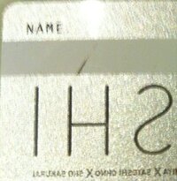 今日嵐ファンクラブの会員証が届いたのですが この白いところに傷があり Yahoo 知恵袋