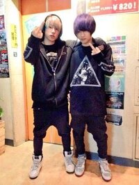 服の系統を教えてください 黒を基調としているboylondonやthet Yahoo 知恵袋