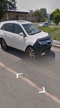 Googleストリートビューで偶然見かけたのですが この車はメーカー Yahoo 知恵袋