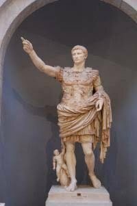 最も残虐だったローマ皇帝は誰ですか ネロは暴君ではなかったから ティベリ Yahoo 知恵袋