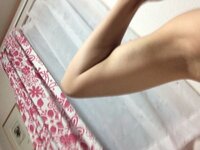 女子中学生でこの腕は筋肉が多い方ですか ちなみに握力39 9でした Yahoo 知恵袋