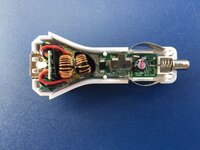 車でシガーソケットから充電できる充電器を車に挿した所バチッという音が Yahoo 知恵袋