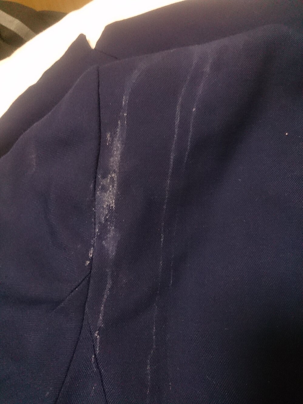 高校生　服　精液 高校生女子です。何日か前に、ブレザーに正体不明の汚れが付いてしまいま... - Yahoo!知恵袋