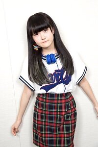 リトグリで一番人気はまなか Manaka みたいですが芹奈は社長の愛人 Yahoo 知恵袋