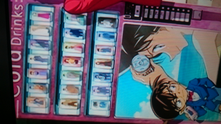 すみません 09年の ルパンvsコナン について この自販機の後ろ Yahoo 知恵袋