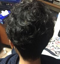 こういう風に後頭部をセットするにはどうしたらいいですか 天パかパーマをも Yahoo 知恵袋