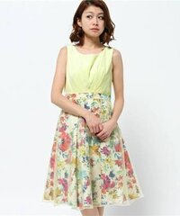 ジャズライブでの服装について質問です 知り合いの方にジャズライブに誘っていただ Yahoo 知恵袋