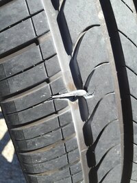 普通自動車のタイヤのパンクですが オートバックスとタイヤ館で修 Yahoo 知恵袋