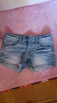34歳の主婦です 今年はこの写真のショートパンツを生足でオシャ Yahoo 知恵袋