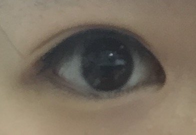 写真はつけまつげの芯をつけた状態です もともと一重なんですけど こうしたら薄く Yahoo 知恵袋