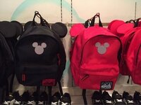 大学生の女子です 下の画像のディズニーリゾートで販売されている子供用のリ Yahoo 知恵袋