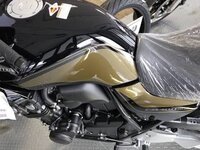 Cb400sfrevoの黒金にのっています この金色の部分の色のタッチペン Yahoo 知恵袋