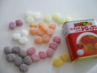 サクマドロップス缶の洗い方について 昔懐かしいサクマ式ドロップスの缶 可 Yahoo 知恵袋