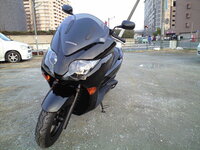 バイクのウインドスクリーン 風防っていうのでしょうか ナックルバイザー Yahoo 知恵袋