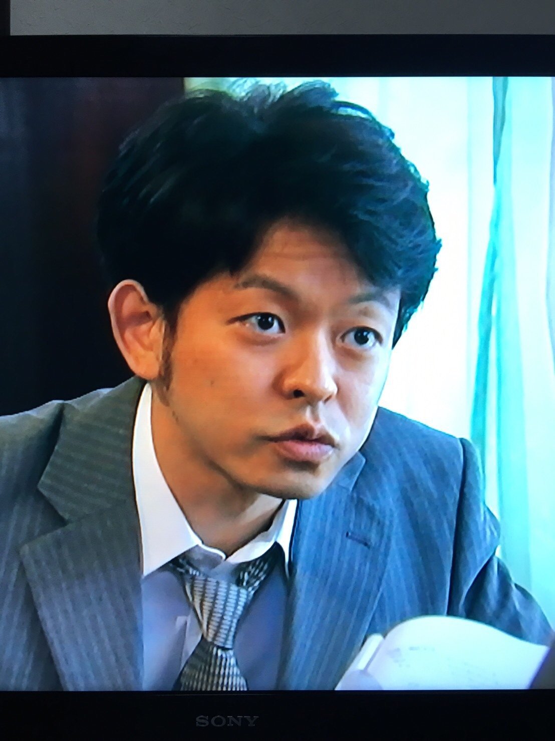ドラマ・僕のヤバイ妻で宮迫演じる横路の現役刑事元部下？の方は誰です 