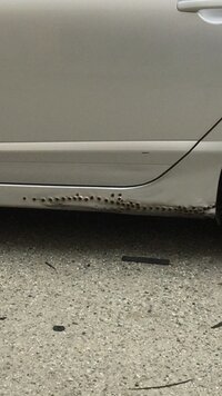 車 傷 タッチペン 失敗しました 泣 車の傷をタッチペンで塗ったら なん Yahoo 知恵袋