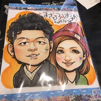 ユニバーサルスタジオのダークルームで似顔絵を描いてくれる絵師さんがいる Yahoo 知恵袋