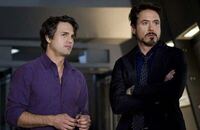 映画 シビル ウォー キャプテン アメリカ で賛成派と反対派にアベンジャーズが Yahoo 知恵袋