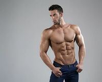 外人のような四角い大胸筋を造るにはどうしたらいいでしょうか Yahoo 知恵袋