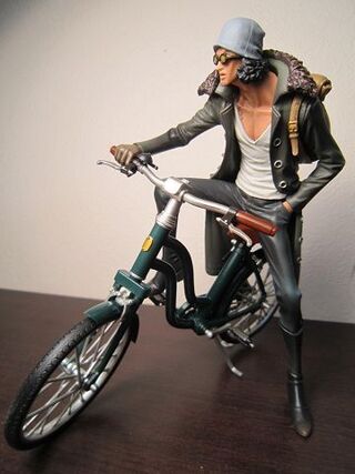 ワンピースのフィギュア 青雉のフィギュアです 持っていますか 自転車に股 Yahoo 知恵袋