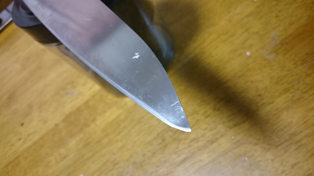 両刃の包丁(牛刀)を使っていて、切っ先が 曲がってきました。包... - 教えて！しごとの先生｜Yahoo!しごとカタログ