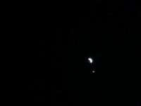 今日は月の側にやけに明るい星が見えるのですが この星が何の星か分かる方いますか Yahoo 知恵袋