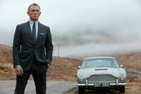 007のダニエルクレイグのスーツの着こなしが一番フォーマルなスタイルだと思っていいですかね？？ 