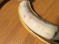 バナナをむいたら 果肉の部分 表面 に赤茶色い点々が付いていまし Yahoo 知恵袋