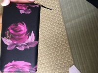 Katespadeとかのカバンが 楽天で2万くらいで売っていますがなぜ Yahoo 知恵袋