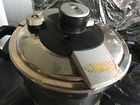 生後2か月の赤ちゃんですが 電気を暗くすると 泣きじゃくり Yahoo 知恵袋