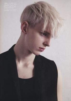 なぜ日本人女性は地味でおとなしい女性から今時の派手なギャルや芸能人ま Yahoo 知恵袋