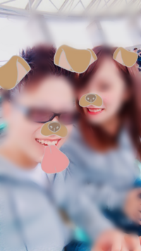 下の写真の様な犬の耳とか絵ぽくなってるアプリもしくは加工のやり方がわ Yahoo 知恵袋