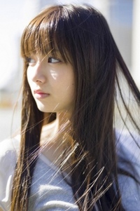 新川優愛ちゃんと乃木坂４６の齋藤飛鳥ちゃんは どっちがより可愛いでつか Yahoo 知恵袋