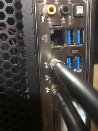 ｐｃの端子が分かりませんこの画像の 三つあるアンテナマークのような端 Yahoo 知恵袋