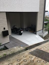 前面傾斜道路のビルトイン駐車場について 教えて 住まいの先生 Yahoo 不動産