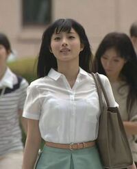 このシャツってこうやってわざと透けさせて着るやつなんでしょうか Yahoo 知恵袋