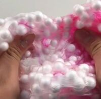 至急 インスタで海外の方がスライムみたいなのをこねている動画をよく目に Yahoo 知恵袋