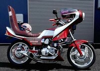 旧車乗りには厳しと言われているホンダですが ｖｆ７５０ｆもｃｂｘ Yahoo 知恵袋