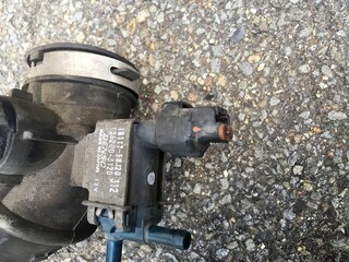 Ha24sアルトのサーモスタットの交換をやろうとしてると配線が切れているのに気 Yahoo 知恵袋