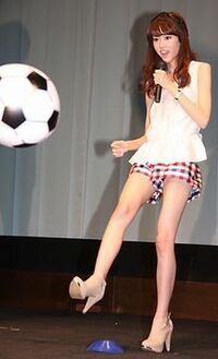 桐谷美玲ちゃんって 脚が細いか普通 太い どれだと思いますか 画像を Yahoo 知恵袋