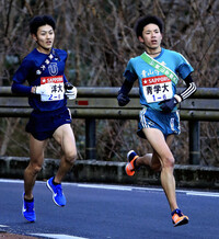 友人が福岡で舞台役者をしていますが バイトをいくつも掛け持ち Yahoo 知恵袋