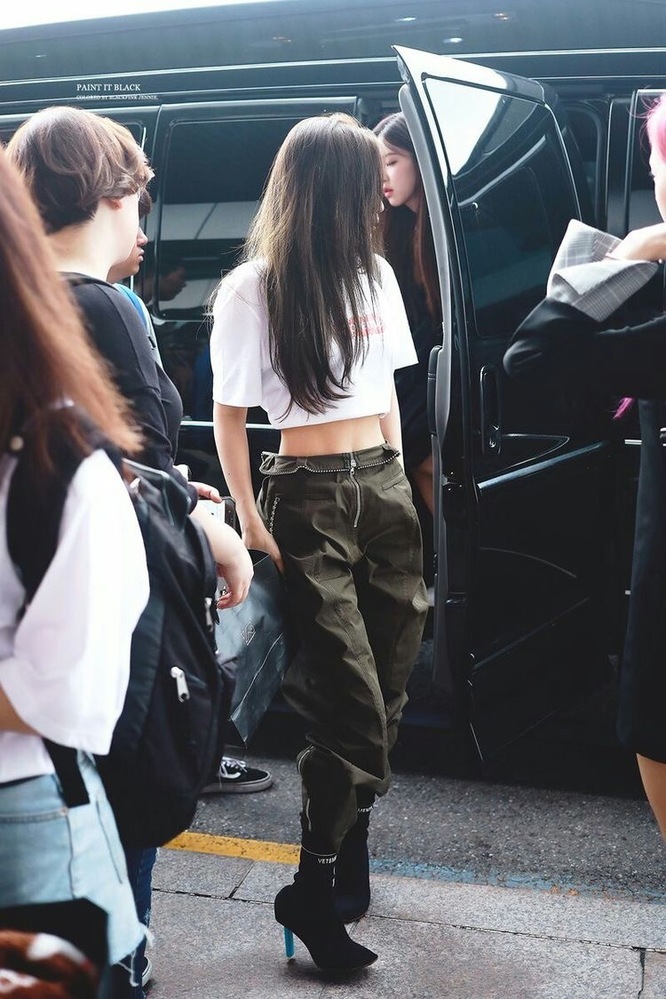 BLACKPINK ジェニ・ジス着用☆【NIEEH】☆CHECKS CHOC.O☆パンツ BLACKPINK ジェニ・ジス着用☆【NIEEH】☆CHECKS CHOC.O☆パンツ
