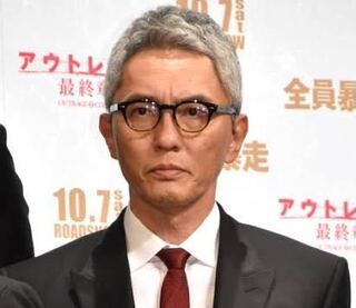 緊急です誰か 松重豊 さんが 父親 役でメガネかけてでてた ドラマ 映画 P Yahoo 知恵袋