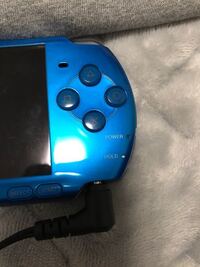 Pspが充電してもオレンジに点滅するだけで全く充電されません 他のpsp Yahoo 知恵袋