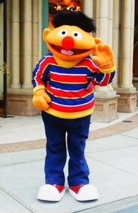 Usjにセサミストリートの アーニー のぬいぐるみってあるんですか 私は Yahoo 知恵袋